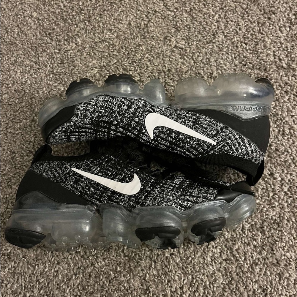 Nike Women’s Air Vapormax Flyknit 3
